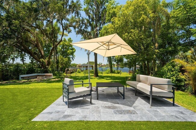 Building Photo - 6564 Lagoon St