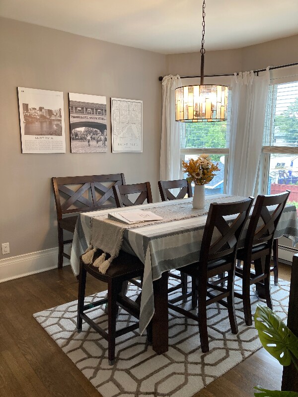 Building Photo - 593 Laurel Ave