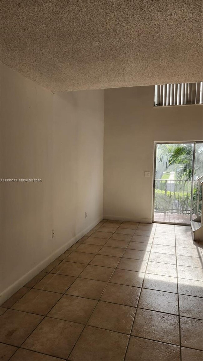 Building Photo - 8600 SW 109th Ave