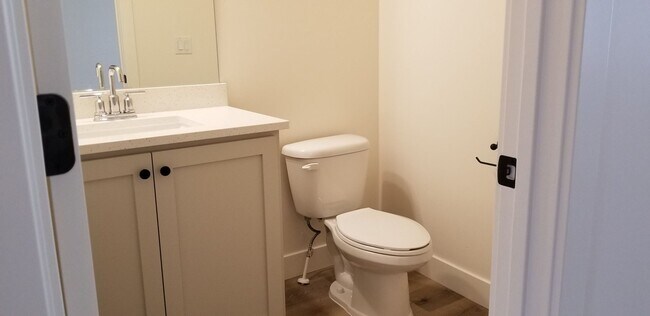 Building Photo - BRAND NEW TOWN HOME READY TO MOVE IN