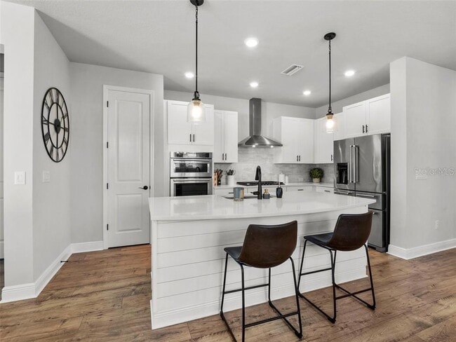 Building Photo - 15207 Caravan Ave