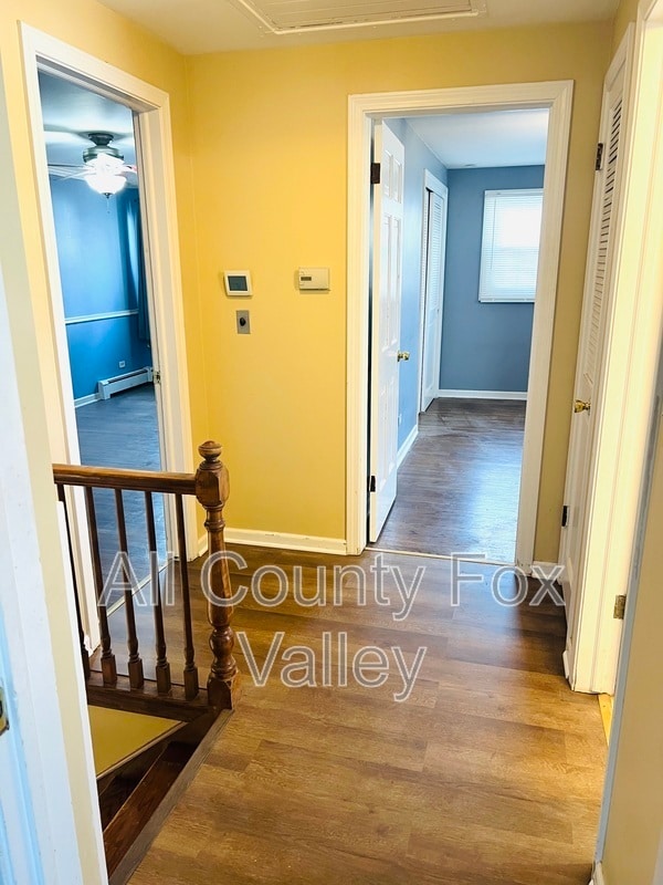 Building Photo - 762 E Hillside Ave