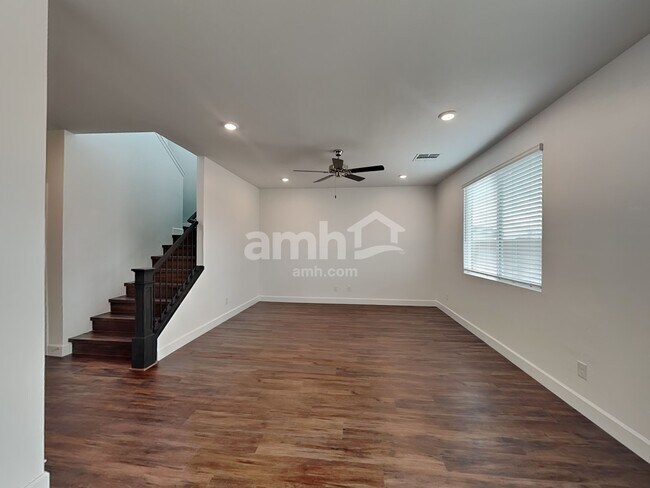 Building Photo - 6076 W Paseo Hilario