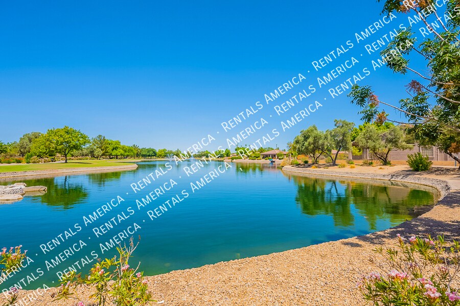 Building Photo - 20277 N 68th Dr