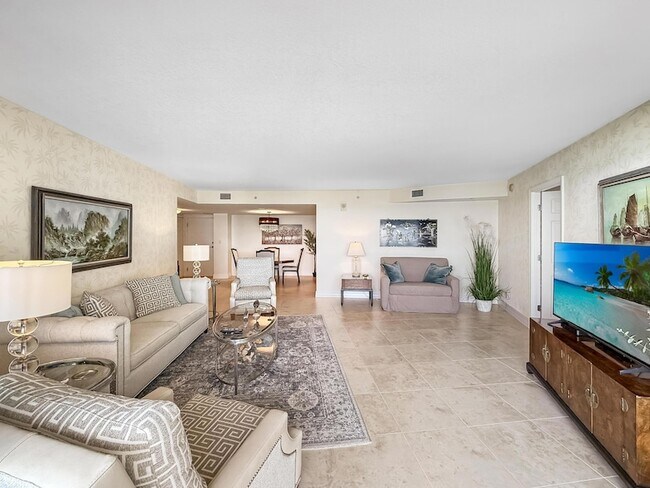 Building Photo - 3000 N Ocean Dr