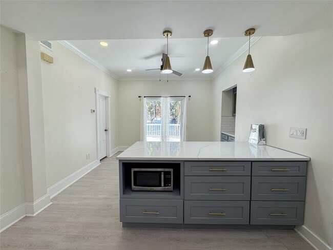 Building Photo - 41 W Buffalo St