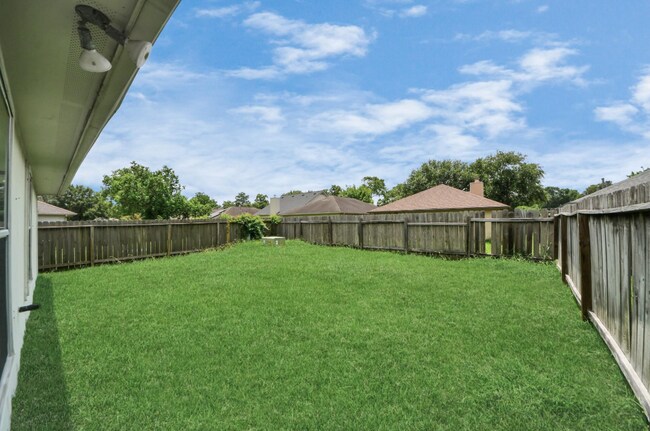 Building Photo - 24311 Hard Wood Dr