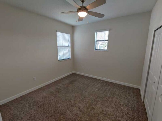 Building Photo - 1242 Sandwedge St