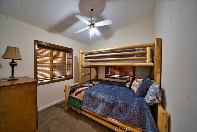 Building Photo - 31644 Christmas Tree Ln