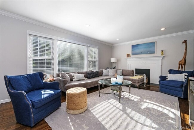 Building Photo - 393 Milton Rd