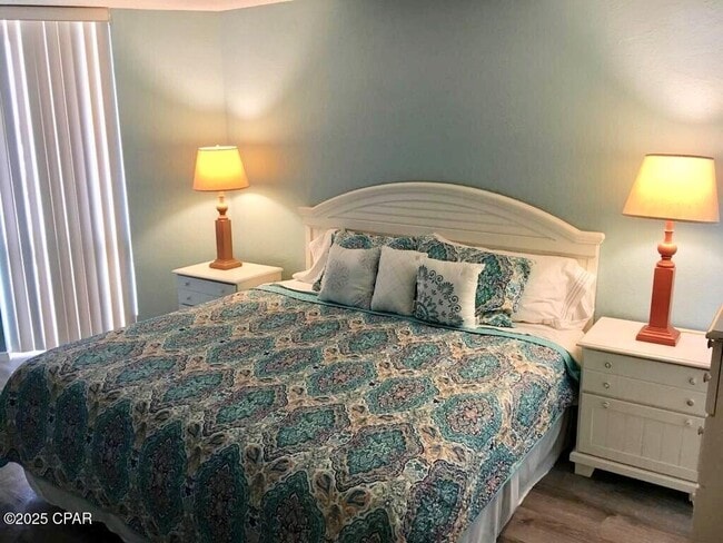 Building Photo - 6905 Thomas Dr