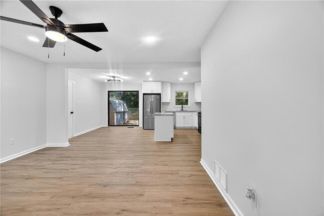 Building Photo - 1517 Colony E Cir