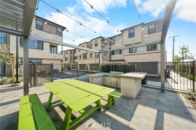 Building Photo - 109 S Laxore St