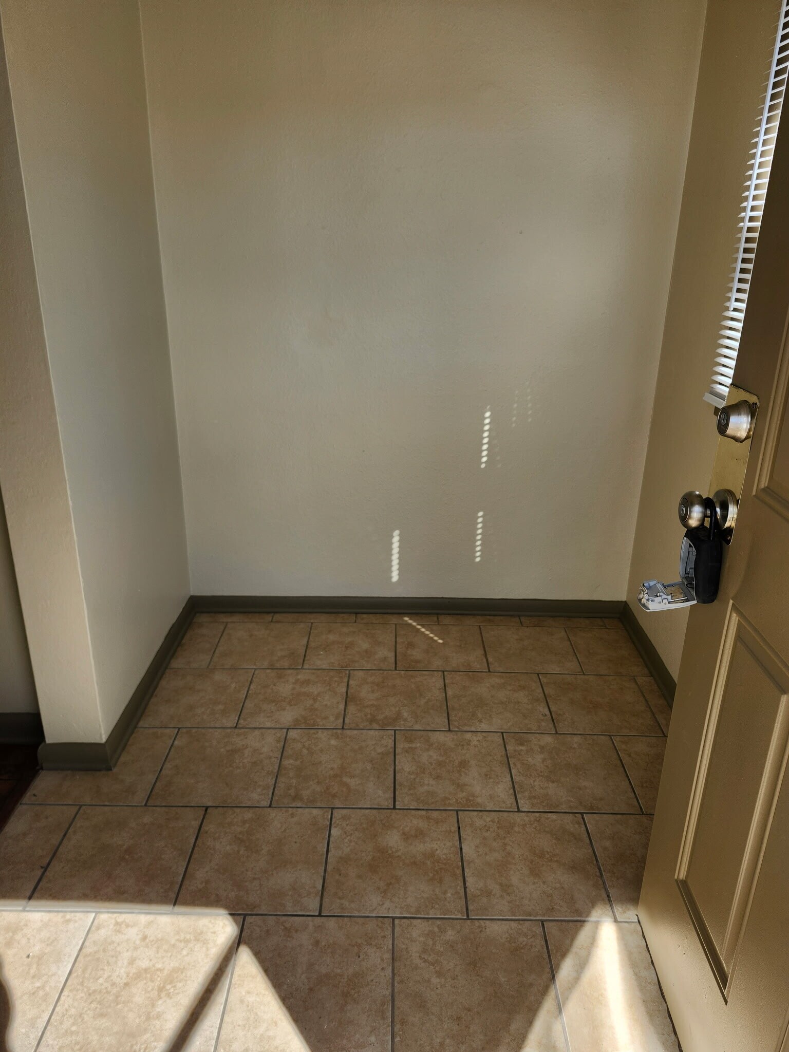 Building Photo - 4821 N 19th Pl