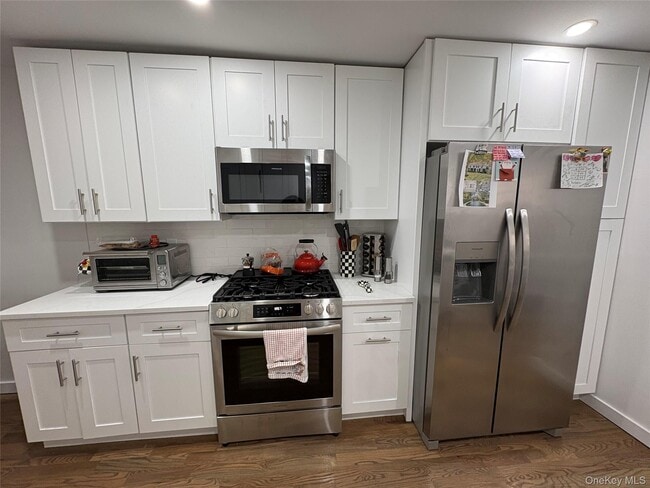 Building Photo - 46 Maxwell Ave