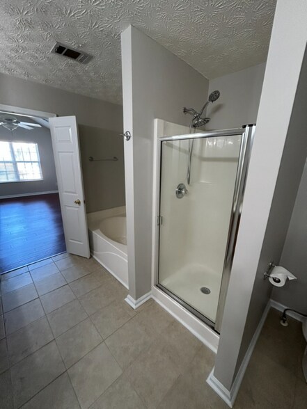 Building Photo - 2907 Greyhawk Ln