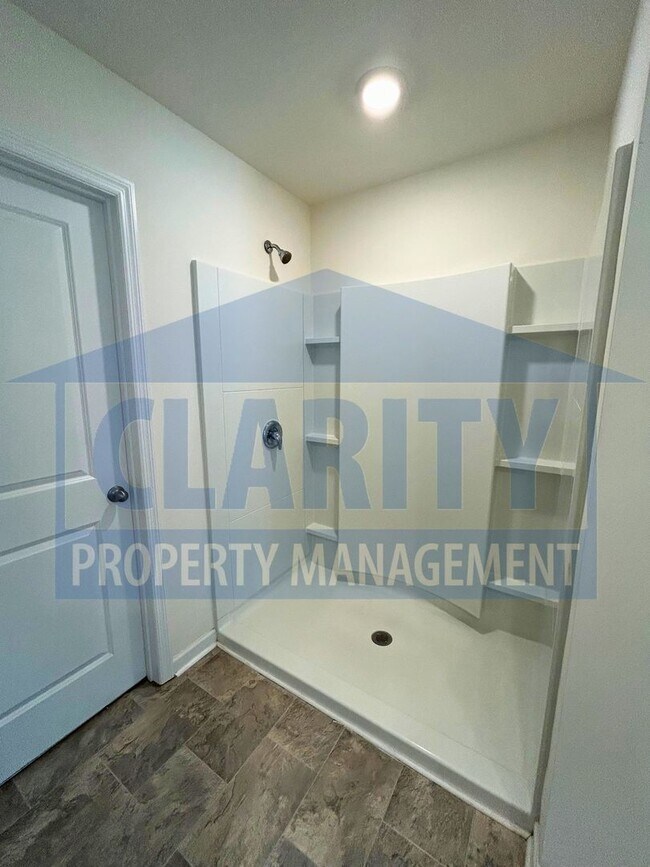 Building Photo - 1471 Housley Dr