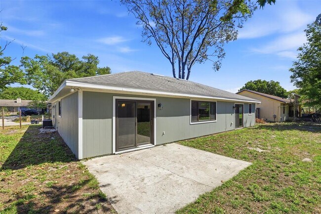 Building Photo - 7326 Wethersfield Dr