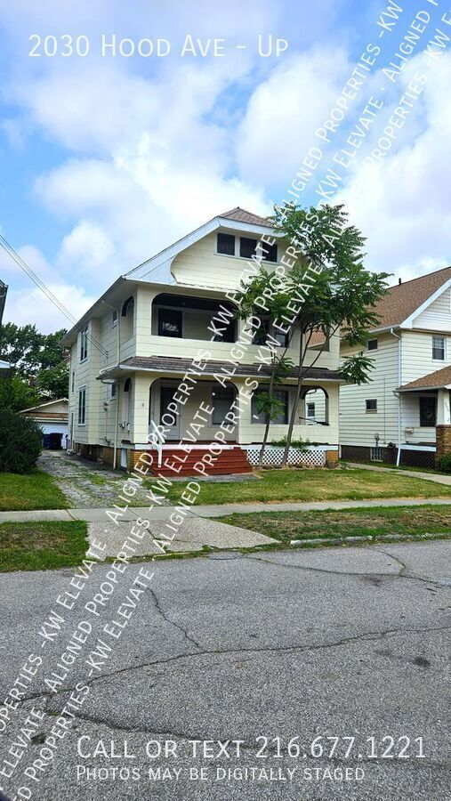 Building Photo - 2030 Hood Ave