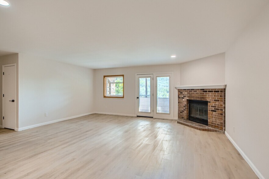 Living room with fireplace - 697 Canyon Dr