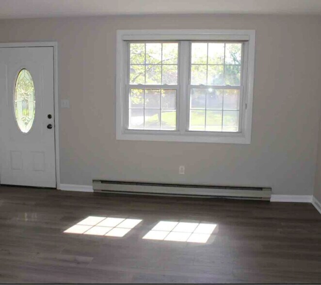 Building Photo - 1149 Navaho Dr