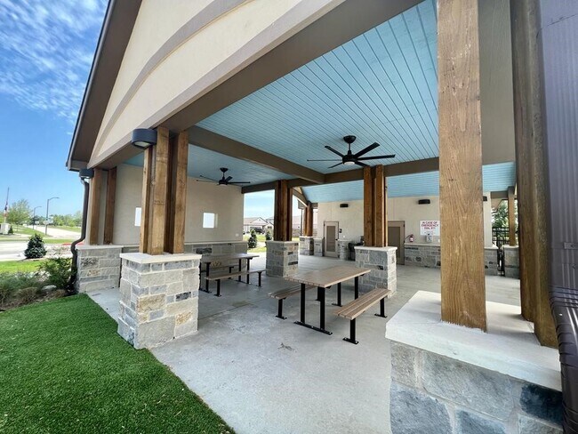 Building Photo - 23223 Spring Genesis Ln