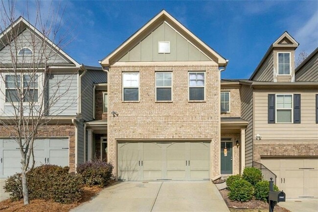 Building Photo - 2462 Whiteoak Run