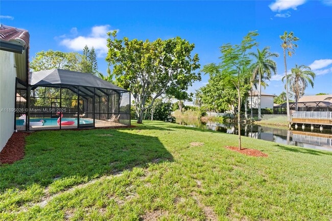 Building Photo - 1005 NW 99th Ave