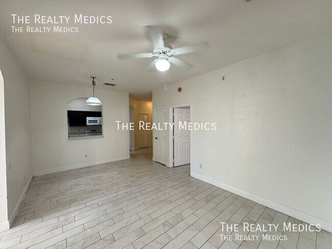 Building Photo - 13512 Turtle Marsh Loop