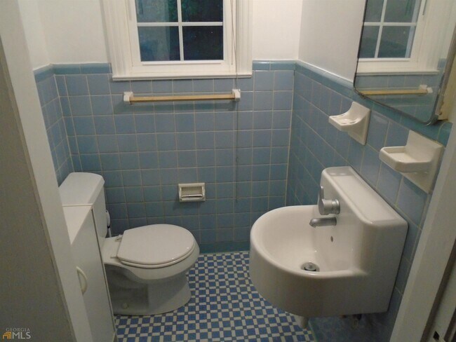 Building Photo - 1365 Scott Blvd