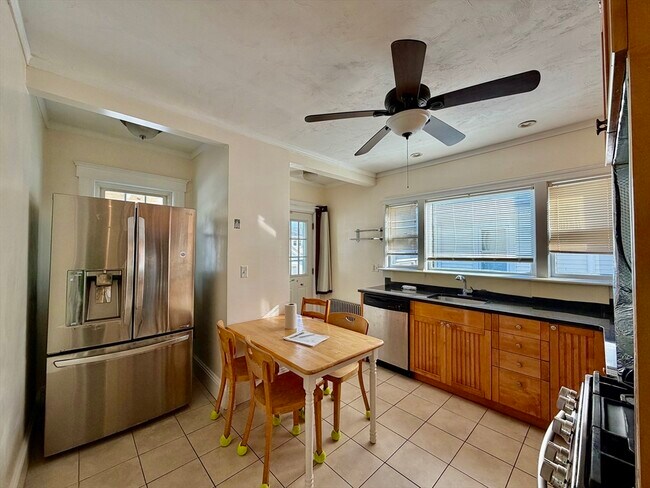 Building Photo - 26 Ellerton Rd