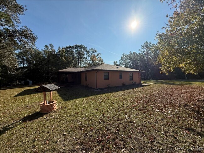 Building Photo - 6191 E Tenison St