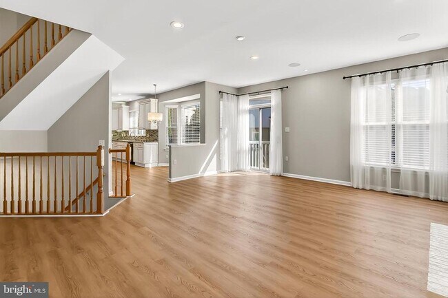 Building Photo - 2410 Dakota Lakes Dr