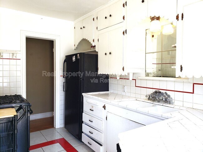 Building Photo - 1112 NW 44th St