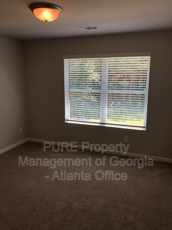 Building Photo - 70 Autumn Way