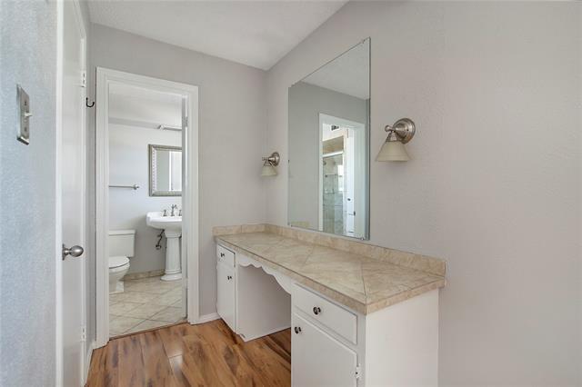 Building Photo - 5817 Sandhurst Ln
