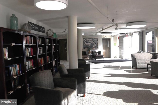 Building Photo - 8350 Greensboro Dr