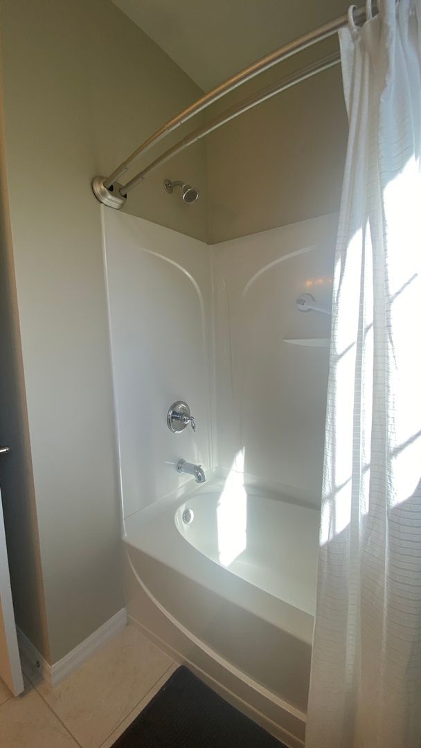 Building Photo - Prime Sarasota Seasonal Rental — Lakeside Mediterranean Gem