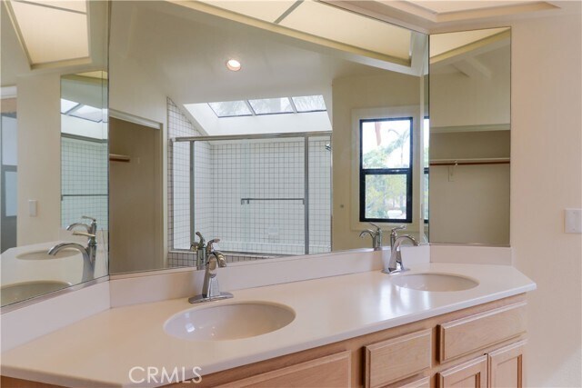 Building Photo - 11 Terraza