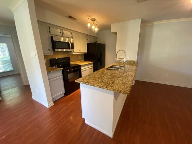 Building Photo - 10616 Mellow Meadow Dr