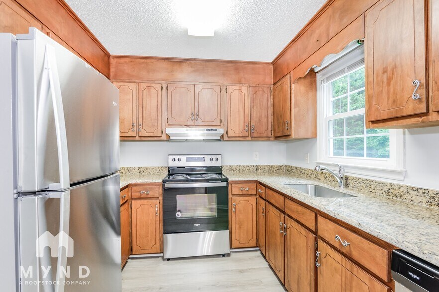 Building Photo - 5403 Dusty Trail Rd