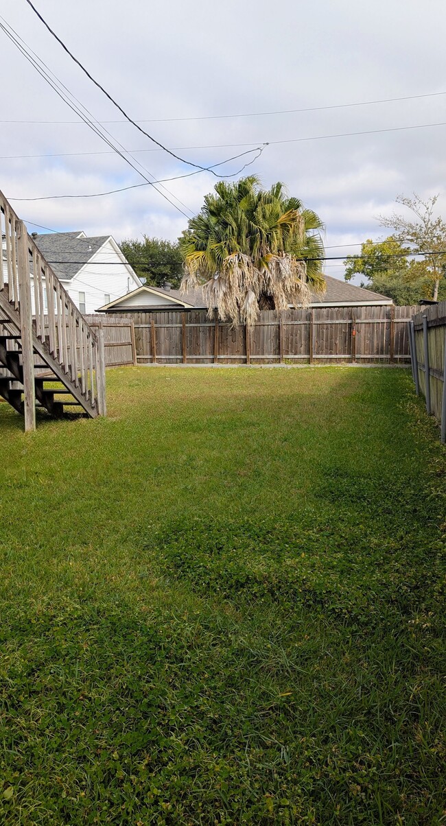 Building Photo - 39 Brandon Hall Dr