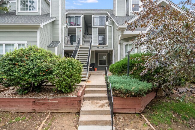 Building Photo - 6775 S Ivy St