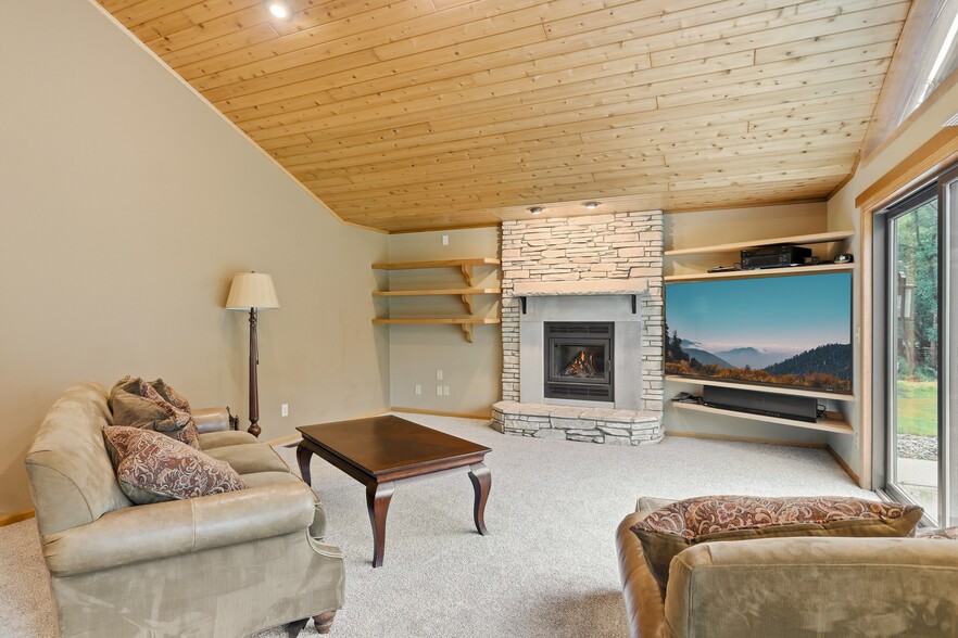 Family room with fireplace - 19 Point Rd