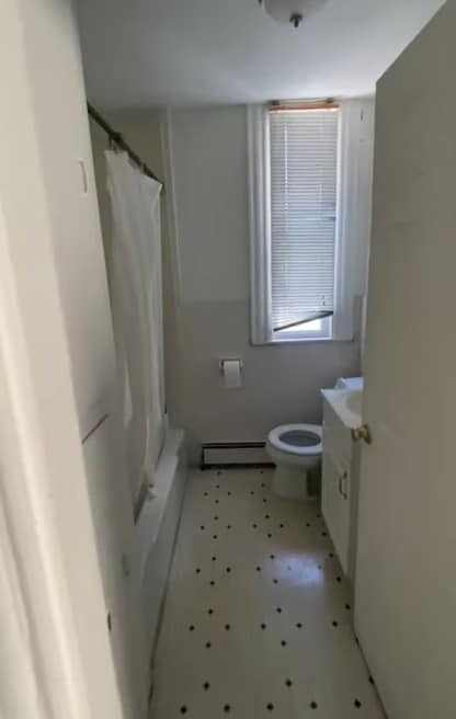 Building Photo - 52 Portsmouth St