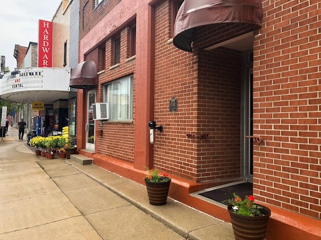 Building Photo - Storl Apartments - No availabilities