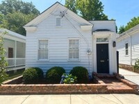 Building Photo - Charming Updated Three Bedroom Home Downtown