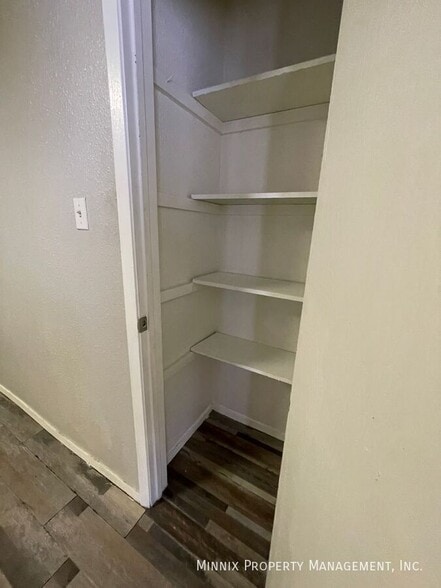 Building Photo - 3007 W Louisiana Ave