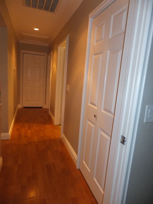 Building Photo - 3920 E 11th St