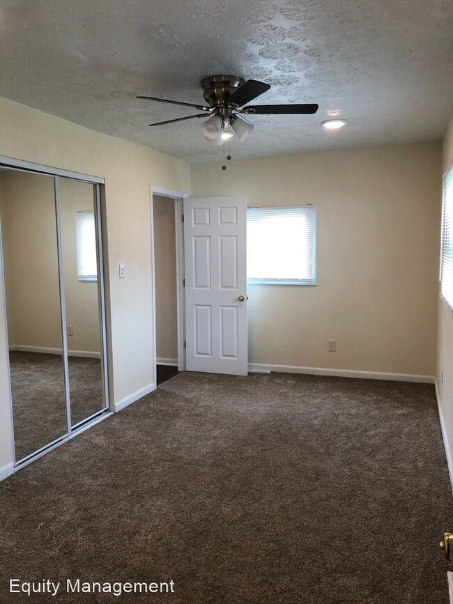 Building Photo - 3 br, 2 bath House - 2603 Walnut St.